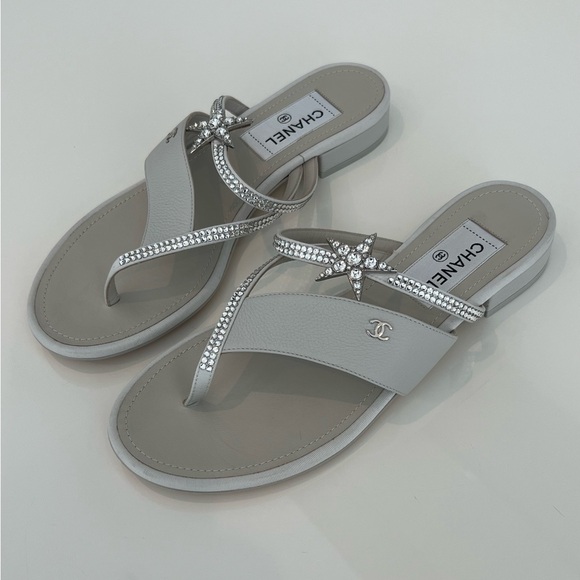 CHANEL DOVE GRAY CRYSTAL STAR SANDALS SIZE EU 38 / US 8 NWOTS! - Picture 3 of 15